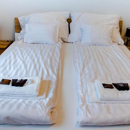 Molnar Apartment Cozy City Center Retreat For 2 Ac & Perfect Location! Budapest Bagian luar foto