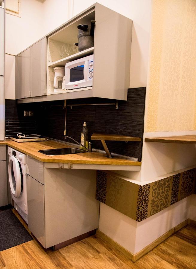 Molnar Apartment Cozy City Center Retreat For 2 Ac & Perfect Location! Budapest Bagian luar foto