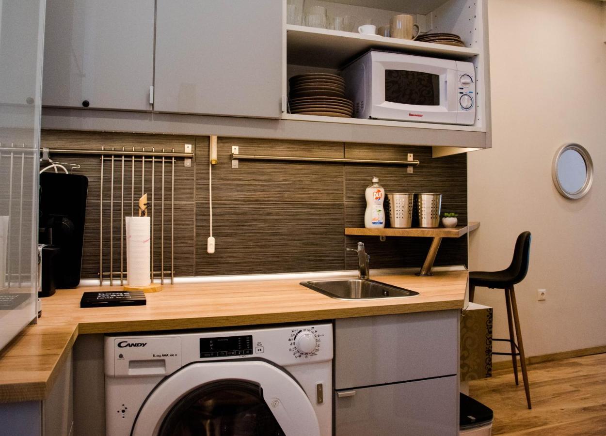 Molnar Apartment Cozy City Center Retreat For 2 Ac & Perfect Location! Budapest Bagian luar foto